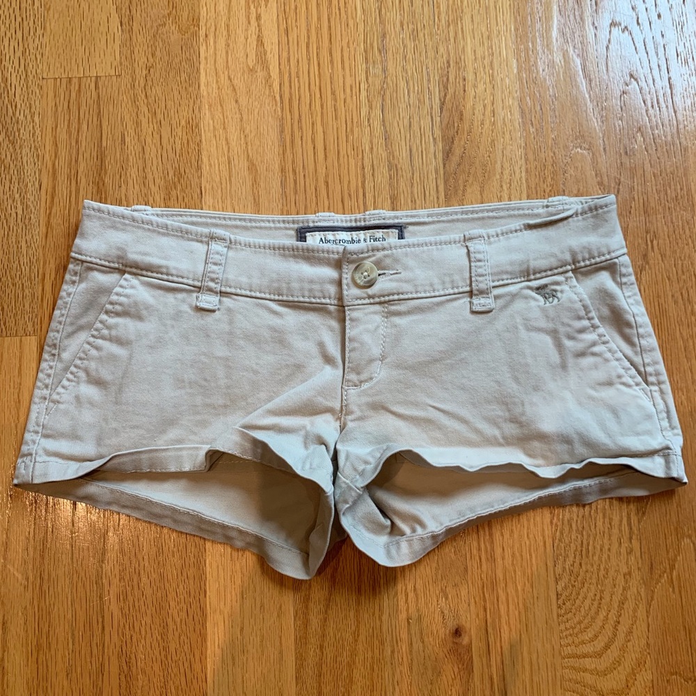 Tan chino shorts stretch Abercrombie size 00